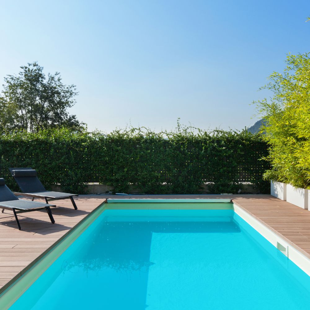 Piscine coque polyester design